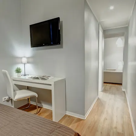 Amoroma Bed and Breakfast 3*