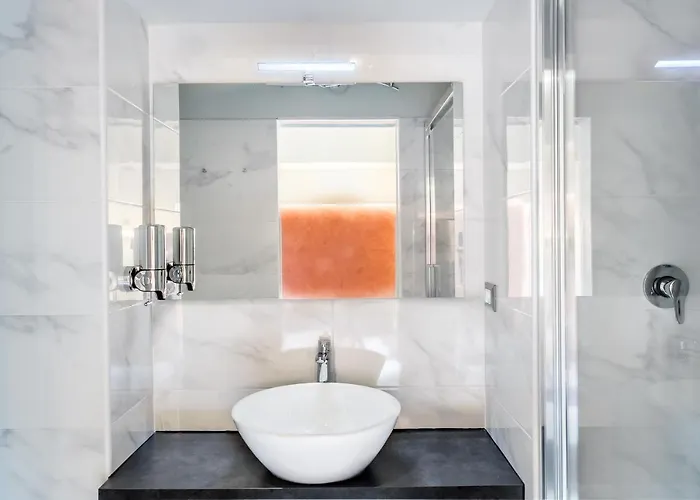 Amoroma Bed & Breakfast