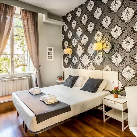 ベッド・アンド・ブレックファスト Amoroma 3*